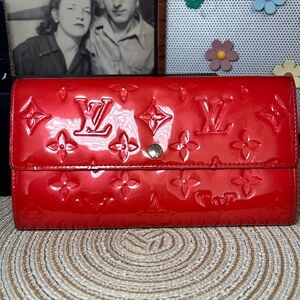 Louis Vuitton Monogram Vernis Sarah Wallet